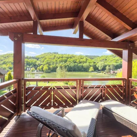 Luxus-wellness-haus Am Waldsee ヴィラ